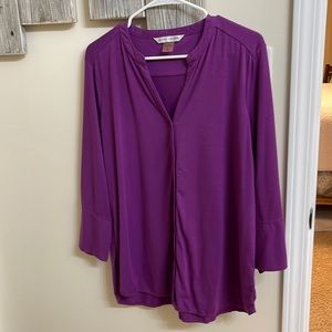 Peter Nygard button front blouse.